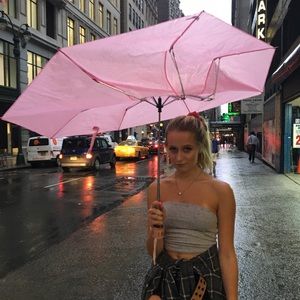 Meet your Posher, Haley